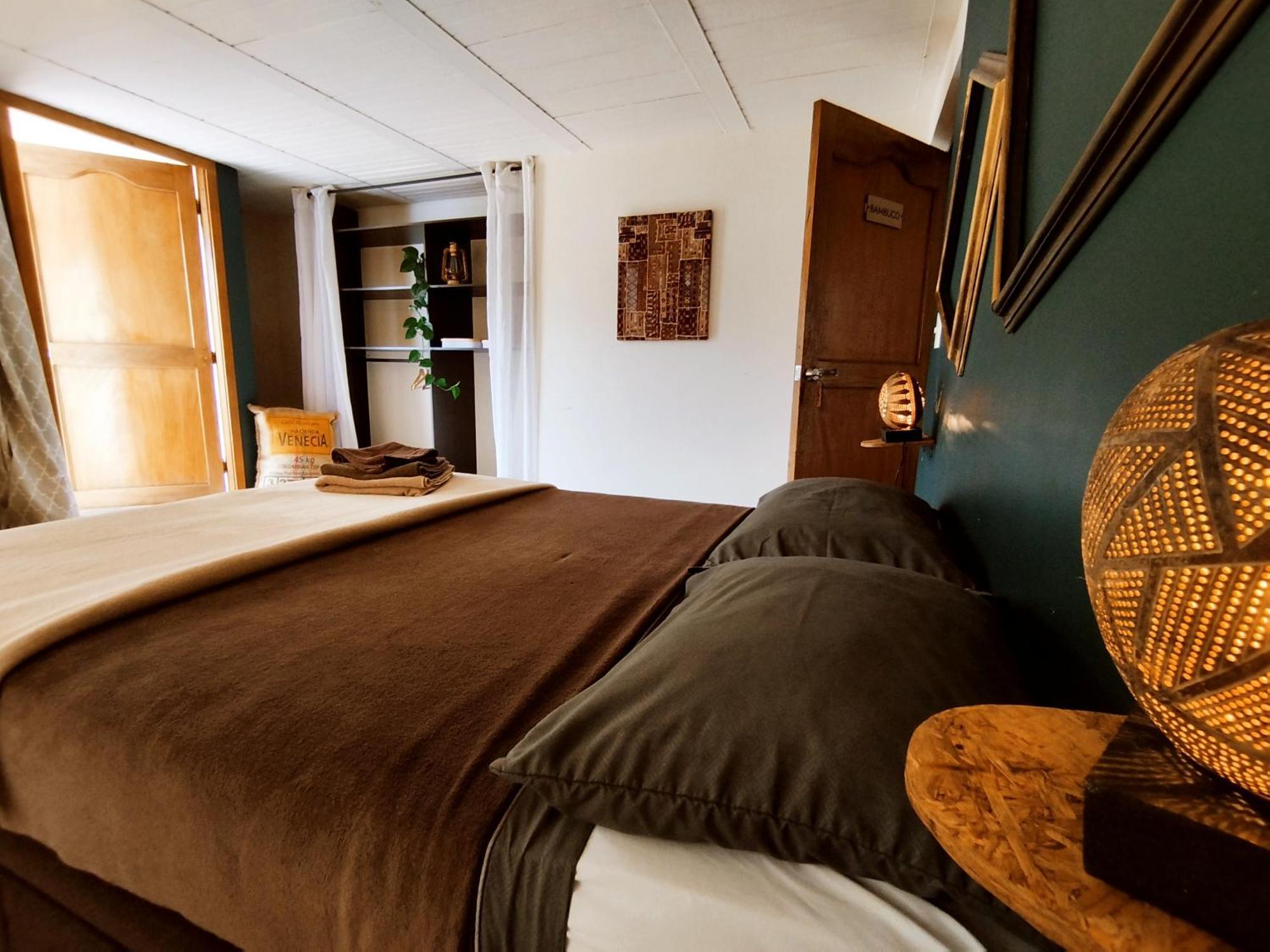 Casa Kayam Art Hostel Coliving Coworking Guatapé Стая снимка